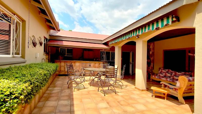 16 Bedroom Property for Sale in Middelburg Rural Eastern Cape